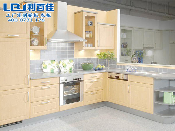 年底想廚房改造一下不知道怎么選整體櫥柜？