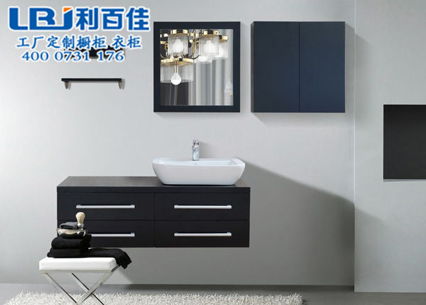 定制衛(wèi)浴柜基材該怎么選？利百佳說(shuō)