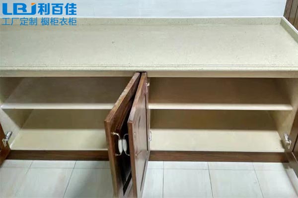 立夏啦，利百佳的石材櫥柜可以派上用場(chǎng)了